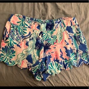 Lilly Pulitzer scalloped shorts